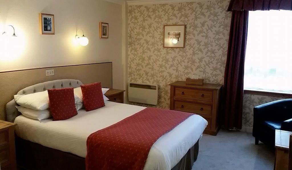 The Royal Hotel Tain Εξωτερικό φωτογραφία