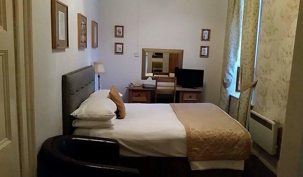 The Royal Hotel Tain Εξωτερικό φωτογραφία